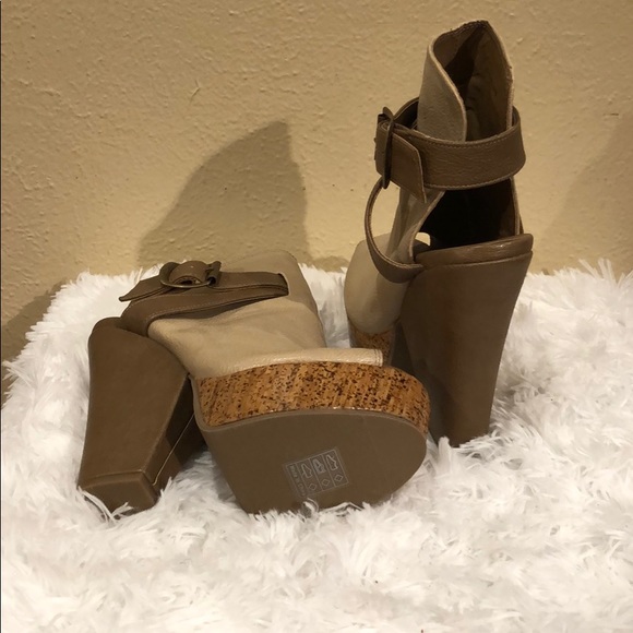 Go max 5 1/2” heels NWOT - Picture 2 of 3